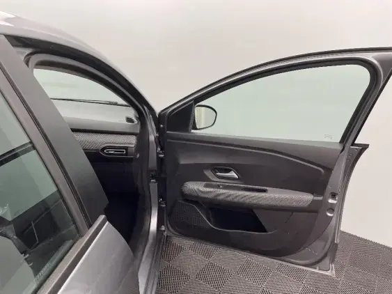 DACIA SANDERO III - voiture d'occasion - Photo 20
