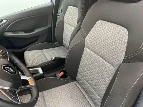 RENAULT CLIO V - voiture d'occasion - Photo 17