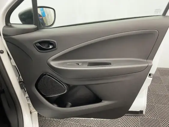 RENAULT ZOE - voiture d'occasion - Photo 20