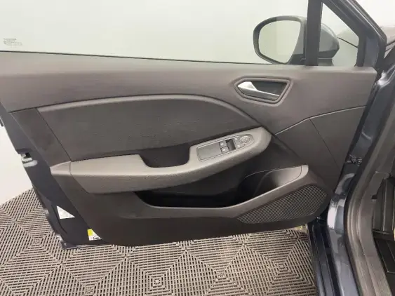 RENAULT CLIO V - voiture d'occasion - Photo 19