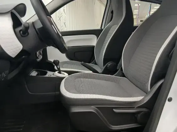 RENAULT TWINGO ELECTRIQUE III - voiture d'occasion - Photo 16