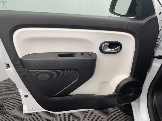 RENAULT TWINGO III - voiture d'occasion - Photo 18