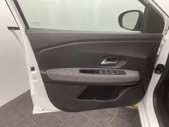 DACIA SANDERO III - voiture d'occasion - Photo 17