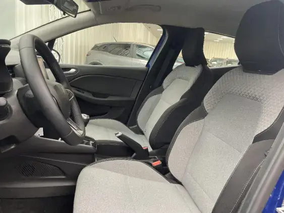 RENAULT CLIO V - voiture d'occasion - Photo 18