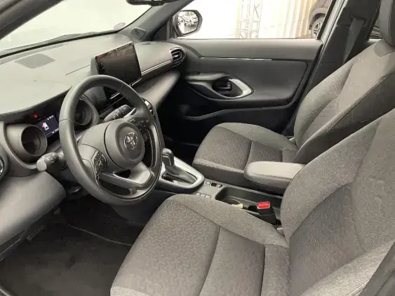TOYOTA YARIS CROSS I - voiture d'occasion - Photo 18