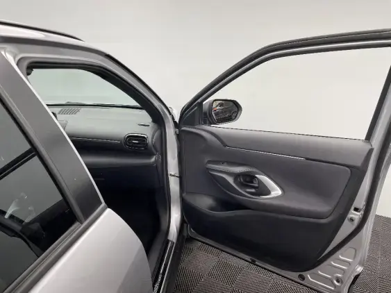 TOYOTA YARIS CROSS I - voiture d'occasion - Photo 20