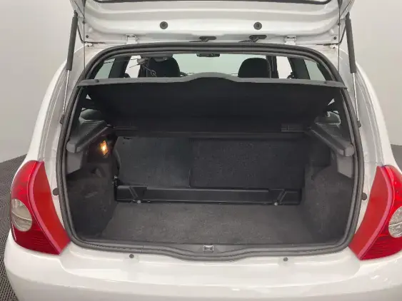 RENAULT CLIO CAMPUS II - voiture d'occasion - Photo 16