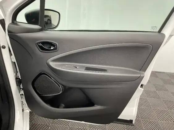 RENAULT ZOE - voiture d'occasion - Photo 19