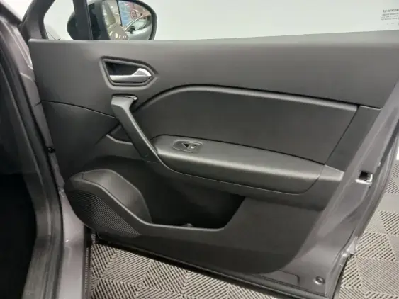 RENAULT CAPTUR II - voiture d'occasion - Photo 20