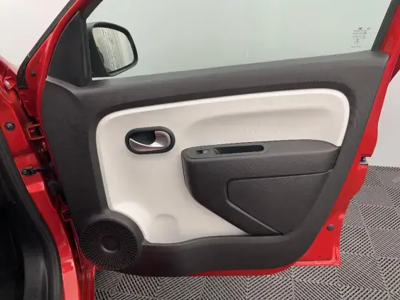 RENAULT TWINGO ELECTRIQUE III - voiture d'occasion - Photo 20