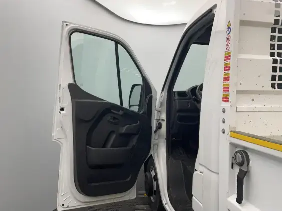 RENAULT MASTER III - voiture d'occasion - Photo 19
