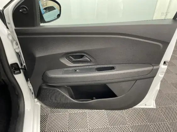 DACIA SANDERO III - voiture d'occasion - Photo 20