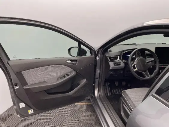 RENAULT CLIO V - voiture d'occasion - Photo 19