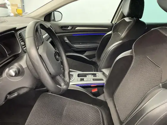RENAULT MEGANE IV - voiture d'occasion - Photo 18