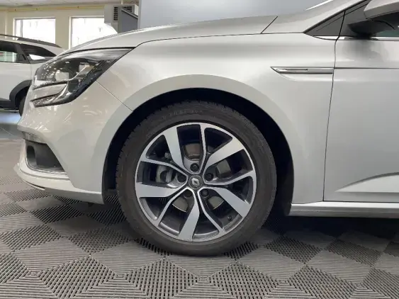 RENAULT MEGANE IV - voiture d'occasion - Photo 23