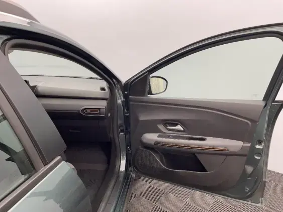 DACIA SANDERO III - voiture d'occasion - Photo 20