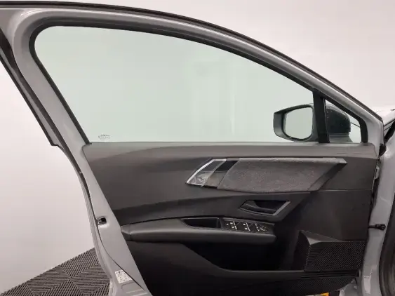 RENAULT CLIO VI - voiture d'occasion - Photo 19
