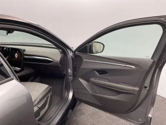 RENAULT MEGANE V - voiture d'occasion - Photo 20