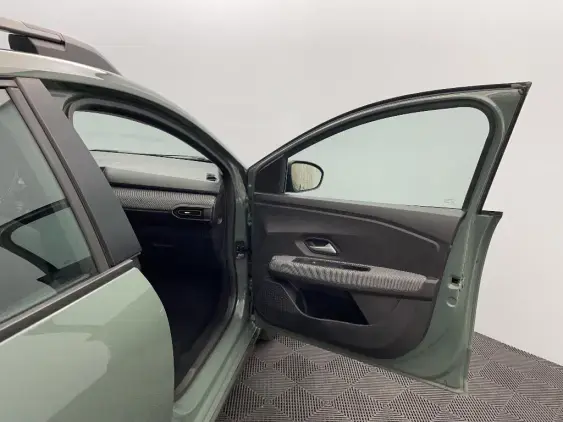 DACIA SANDERO III - voiture d'occasion - Photo 20