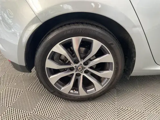 RENAULT MEGANE IV - voiture d'occasion - Photo 25