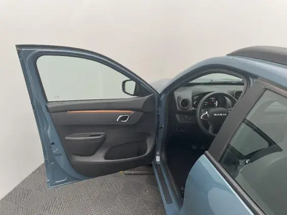 DACIA SPRING - voiture d'occasion - Photo 19