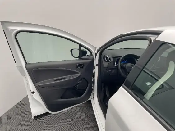 RENAULT ZOE - voiture d'occasion - Photo 19