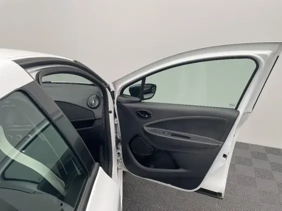RENAULT ZOE - voiture d'occasion - Photo 20