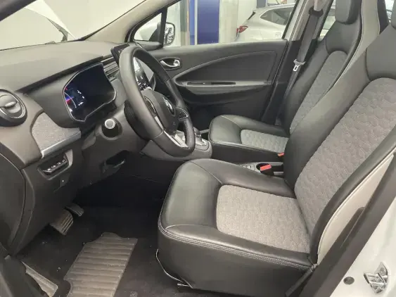 RENAULT ZOE - voiture d'occasion - Photo 18