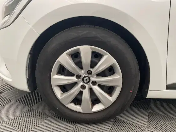 RENAULT CLIO V - voiture d'occasion - Photo 22