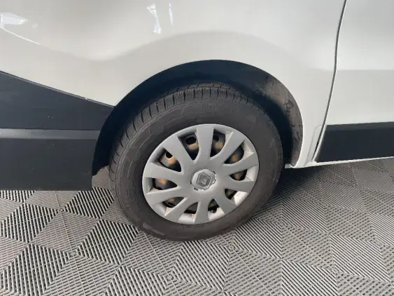 RENAULT TRAFIC III - voiture d'occasion - Photo 25