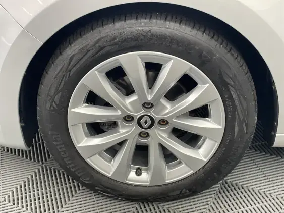 RENAULT CLIO V - voiture d'occasion - Photo 23