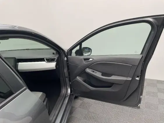 RENAULT CLIO V - voiture d'occasion - Photo 20