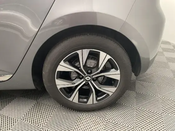 RENAULT CLIO V - voiture d'occasion - Photo 24