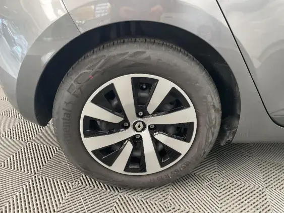 RENAULT CLIO V - voiture d'occasion - Photo 25