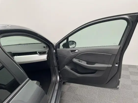 RENAULT CLIO V - voiture d'occasion - Photo 20