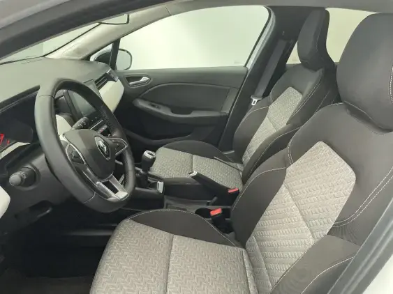 RENAULT CLIO V - voiture d'occasion - Photo 18