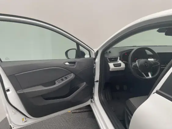 RENAULT CLIO V - voiture d'occasion - Photo 19