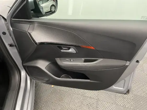 PEUGEOT 208 ELECTRIQUE II - voiture d'occasion - Photo 20