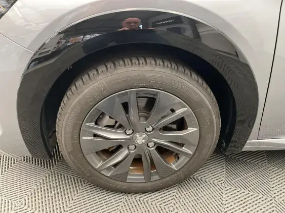 PEUGEOT 208 ELECTRIQUE II - voiture d'occasion - Photo 23