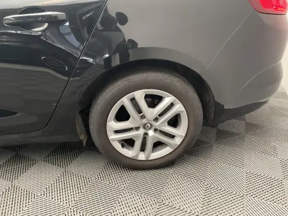 RENAULT MEGANE ESTATE IV - voiture d'occasion - Photo 24