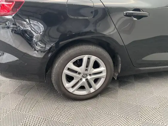 RENAULT MEGANE ESTATE IV - voiture d'occasion - Photo 25