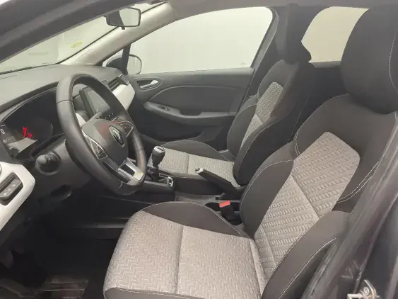 RENAULT CLIO V - voiture d'occasion - Photo 18