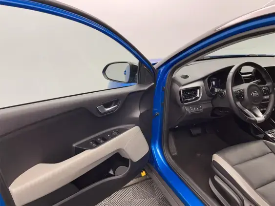 KIA STONIC - voiture d'occasion - Photo 18