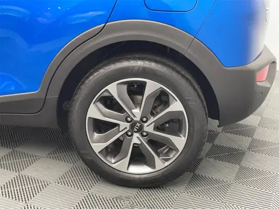 KIA STONIC - voiture d'occasion - Photo 23