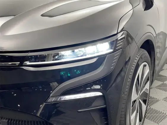 RENAULT MEGANE V - voiture d'occasion - Photo 22