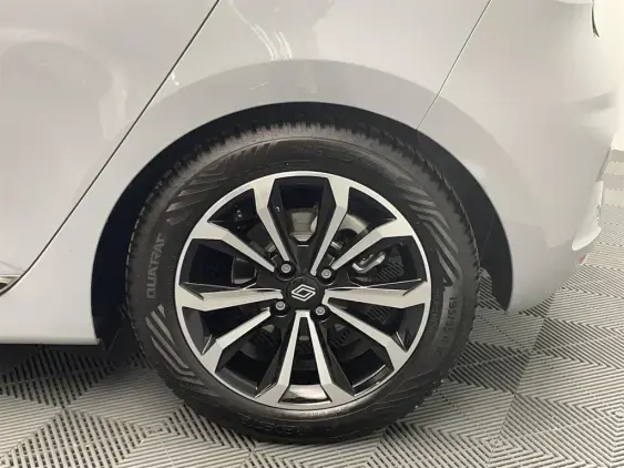 RENAULT CLIO V - voiture d'occasion - Photo 23