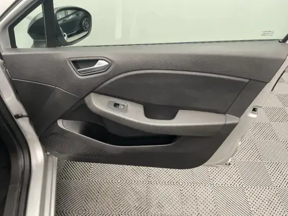 RENAULT CLIO V - voiture d'occasion - Photo 20