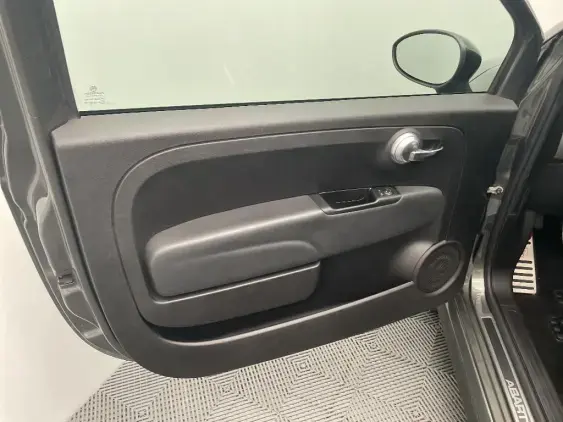 ABARTH ABARTH 500C - voiture d'occasion - Photo 19