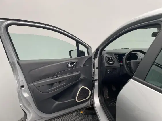 RENAULT CAPTUR - voiture d'occasion - Photo 19