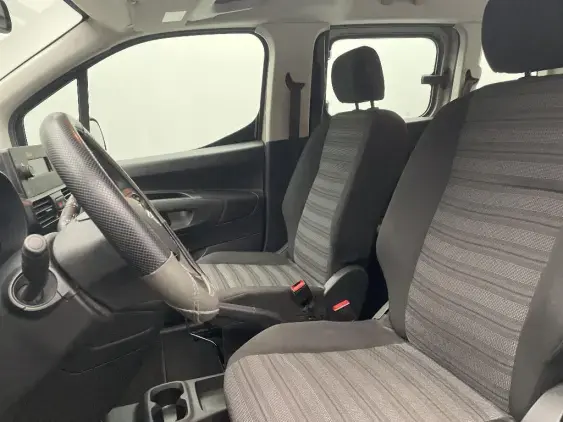 OPEL COMBO D - voiture d'occasion - Photo 18